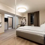 Lavilo Center Aparthotel 3*
