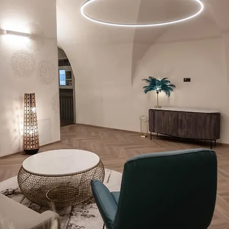 Lavilo Center Ξενοδοχείο με διαμερίσματα Γκρατς