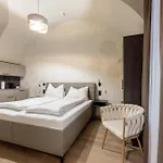Lavilo Center Aparthotel Graz