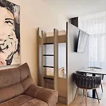 Lavilo Center 3*
