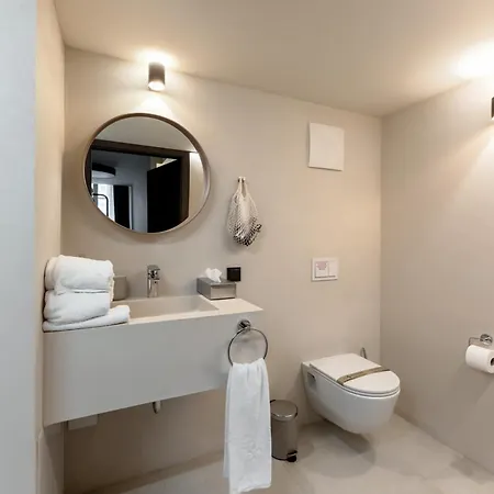 Aparthotel Lavilo Center
