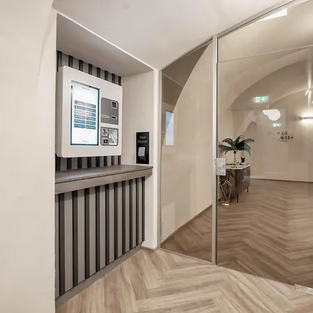 Lavilo Center 3*