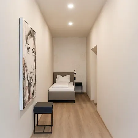 Aparthotel Lavilo Main Square