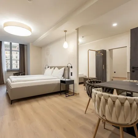 Aparthotel Lavilo Main Square