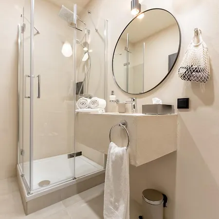 Lavilo Main Square Aparthotel Graz