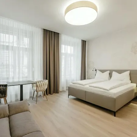 Aparthotel Lavilo 3*