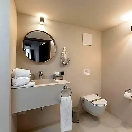 Lavilo Center 3*