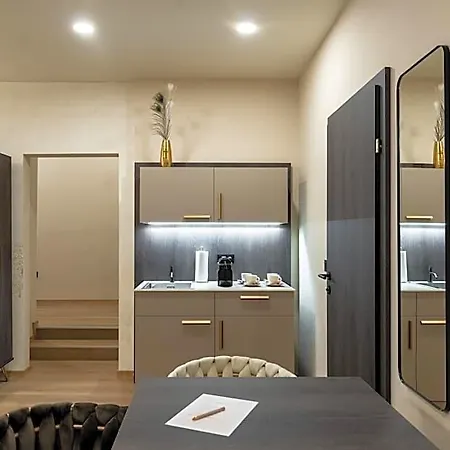 Aparthotel Lavilo Center
