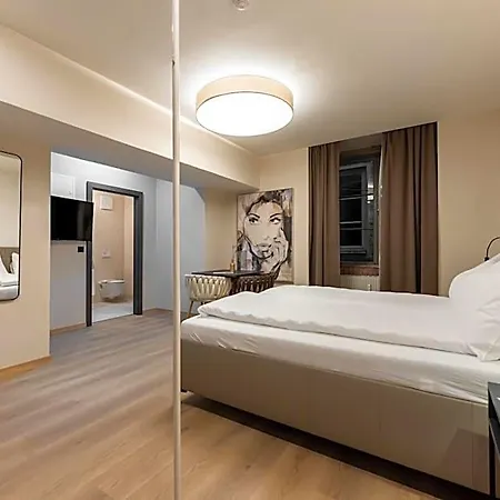 Aparthotel Lavilo Center