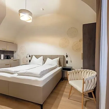 Lavilo Center 3*