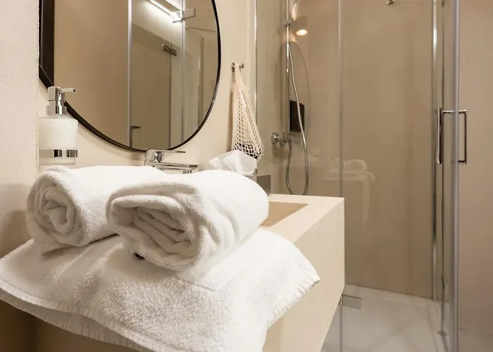 Lavilo Aparthotel 3*