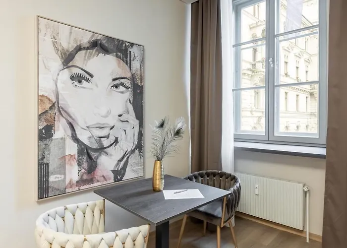 Lavilo Aparthotel 3*